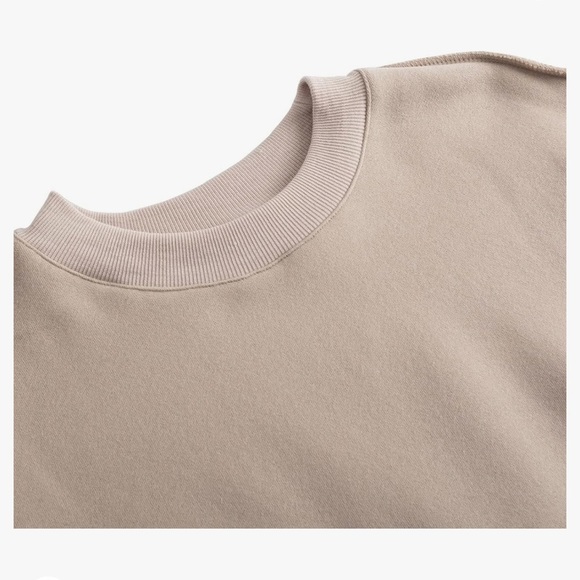 BNWOT Sweatshirt Exposed Seams size M Medium taupe skin tone nude color thick! - Picture 2 of 4